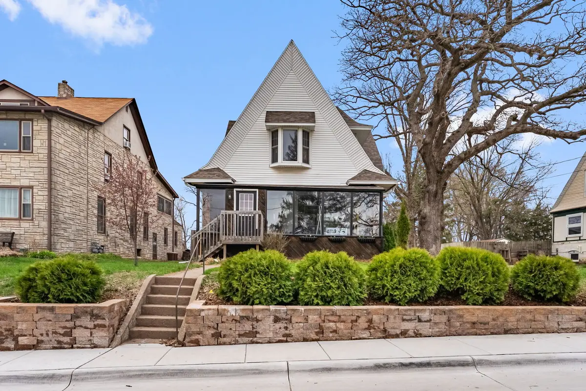 2218 Newberry Street, Davenport, IA 52804 - #1