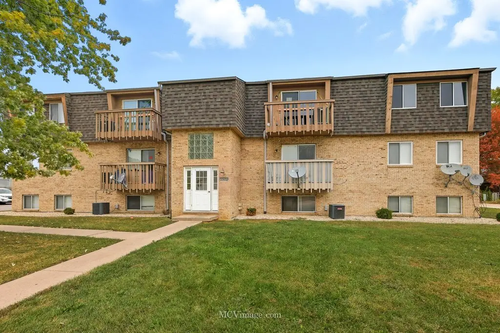 2390 Bicentennial Avenue #8, Crest Hill, IL 60403 - #1