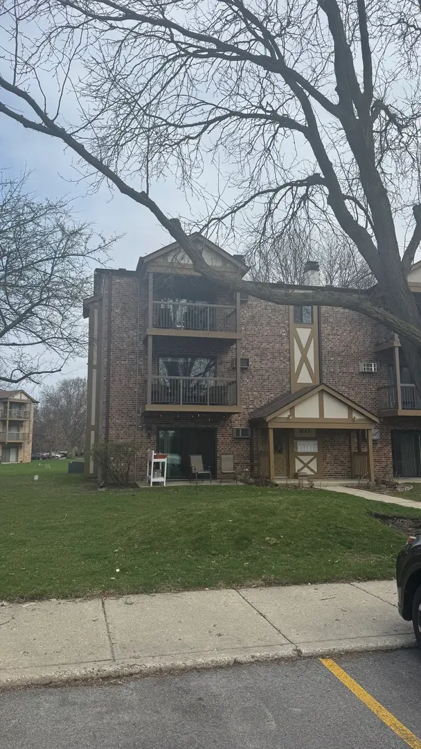 811 S Dwyer Avenue #E, Arlington Heights, IL 60005 - #2