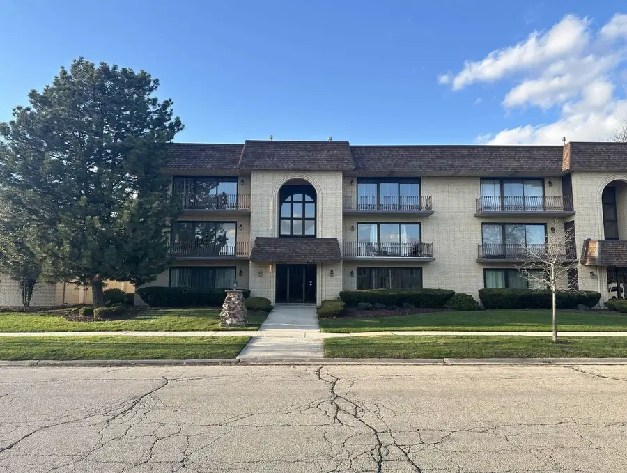 7448 W 153rd Street #2, Orland Park, IL 60462 - #3