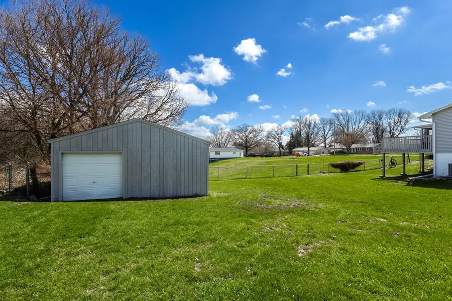 1107 Idaho Avenue, Davenport, IA 52804 - #3