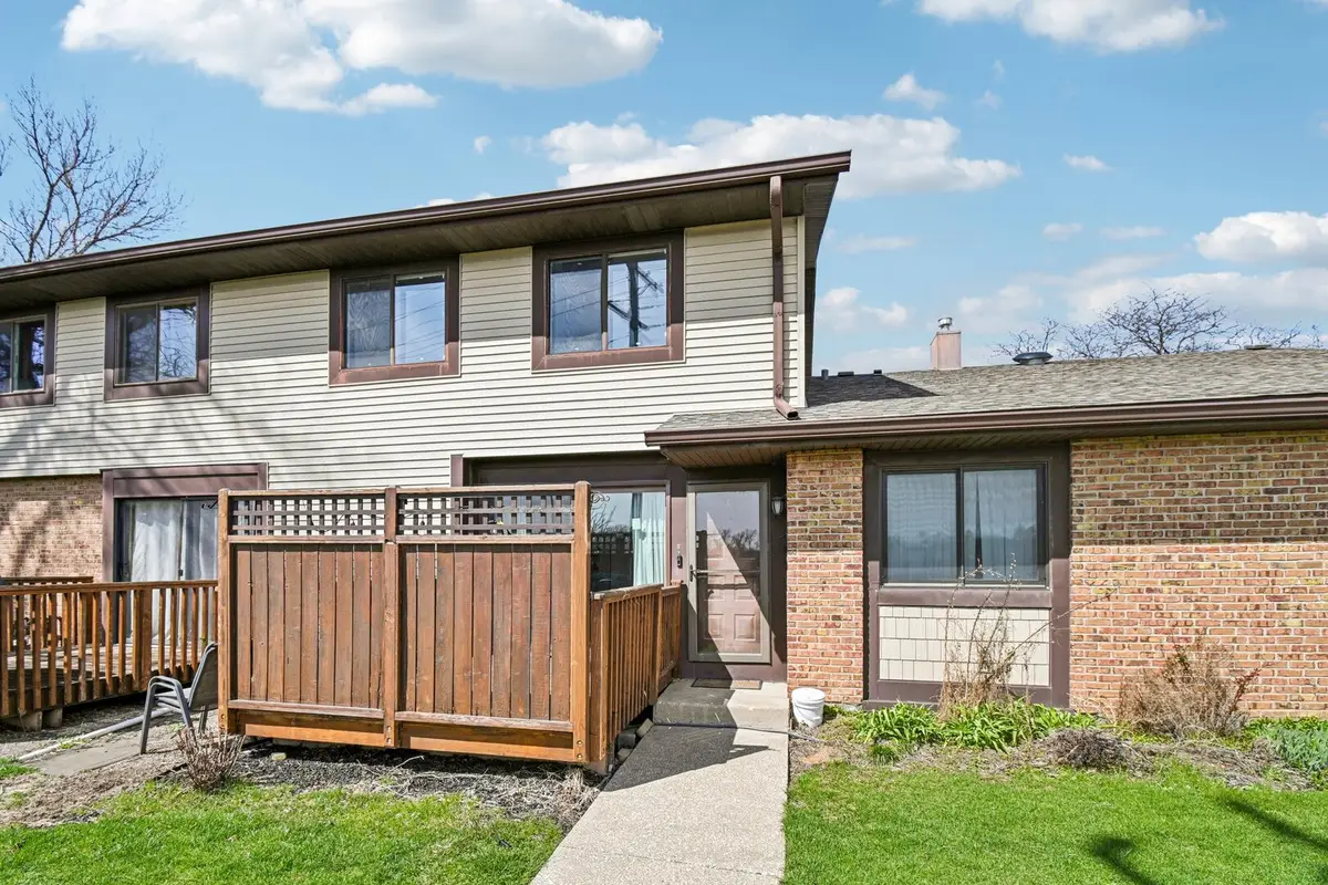 8338 Portsmouth Drive #B, Darien, IL 60561 - #1