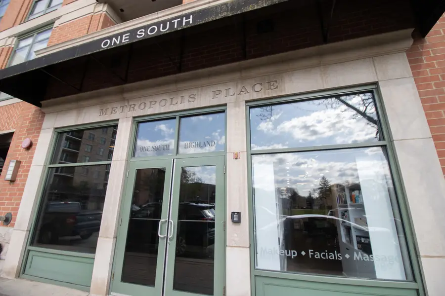 1 S Highland Avenue #306, Arlington Heights, IL 60005 - #2