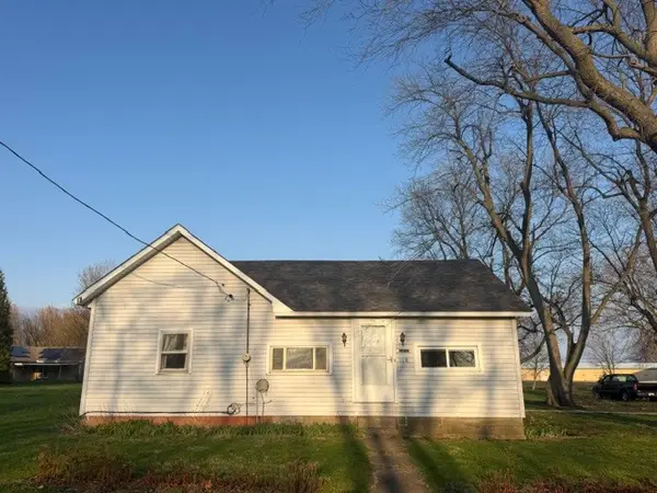 118 S Bloomington Street, Dewitt, IL 61735