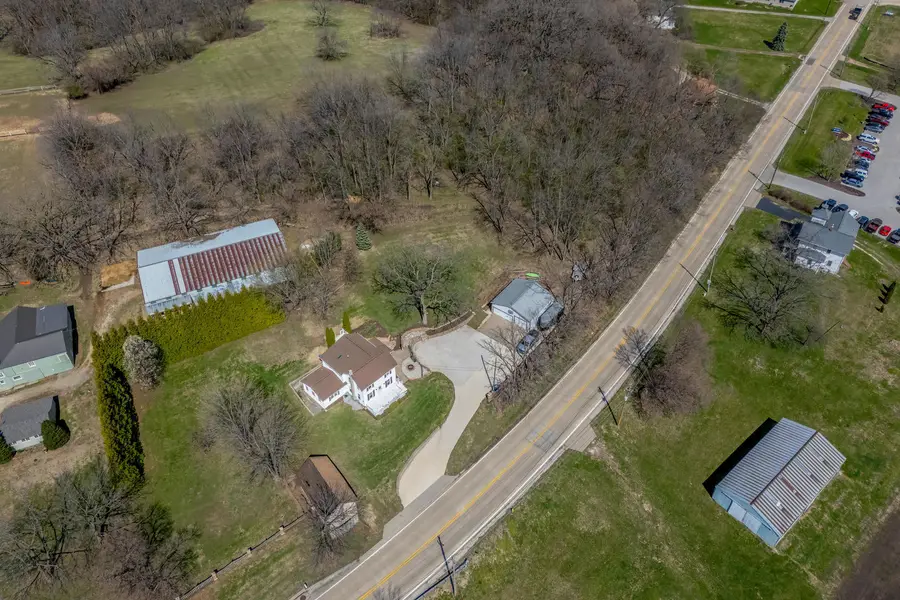 6400 Valley Drive, Bettendorf, IA 52722 - #3