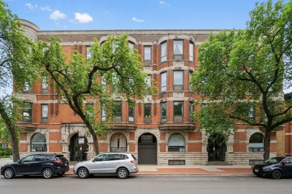 609 W Belden Avenue #2D, Chicago, IL 60614