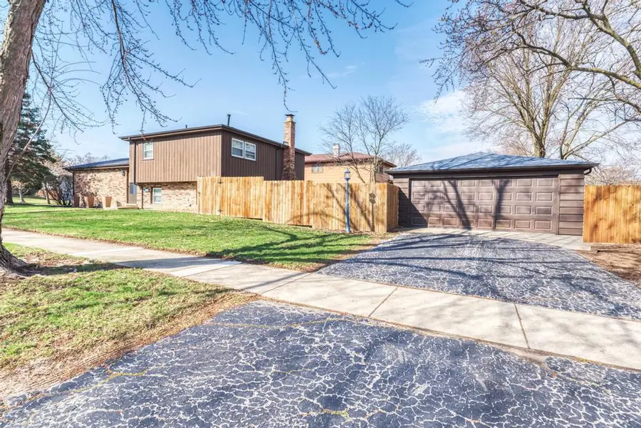 18724 Loomis Avenue, Homewood, IL 60430 - #3