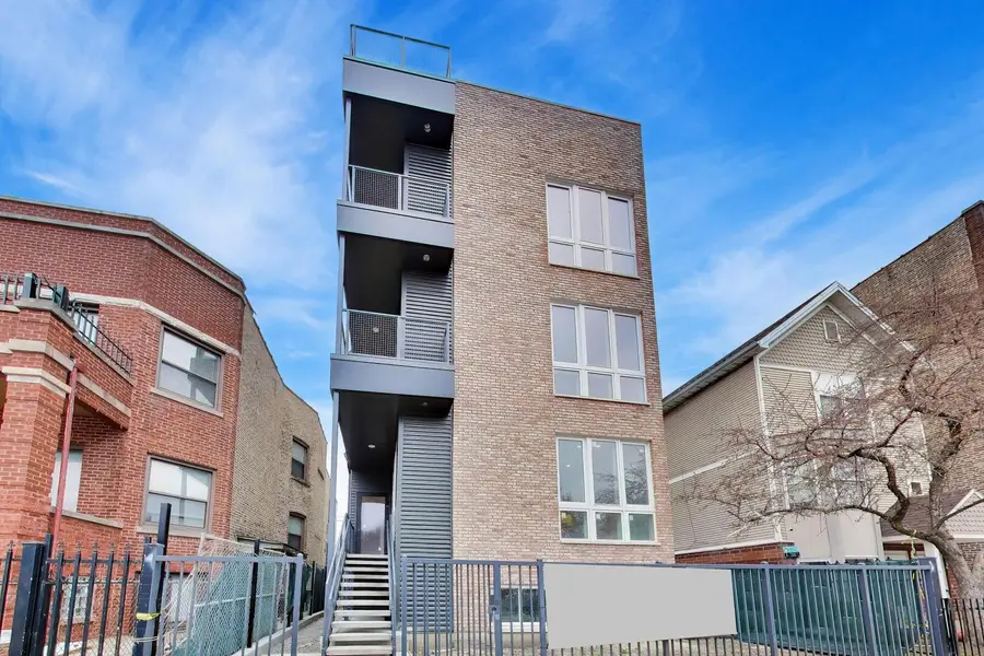 1244 N Kedzie Avenue #4, Chicago, IL 60651 - #2