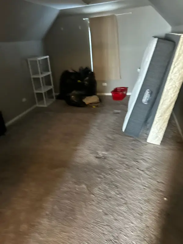 10032 S Calumet Avenue, Chicago, IL 60628