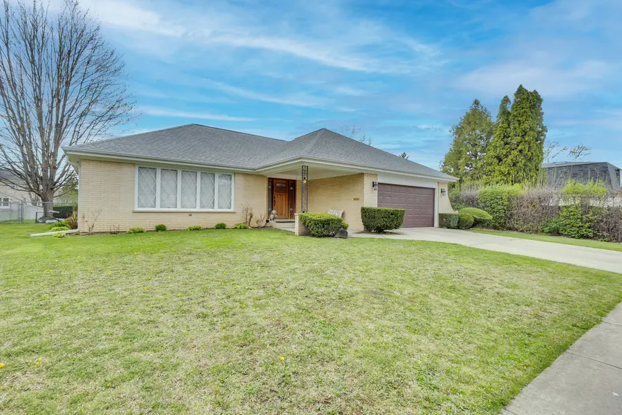 730 Castlewood Lane, Deerfield, IL 60015 - #2