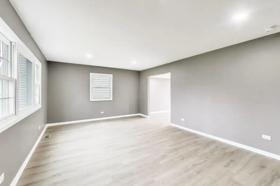 2904 Gregg Drive, McHenry, IL 60050 - #3