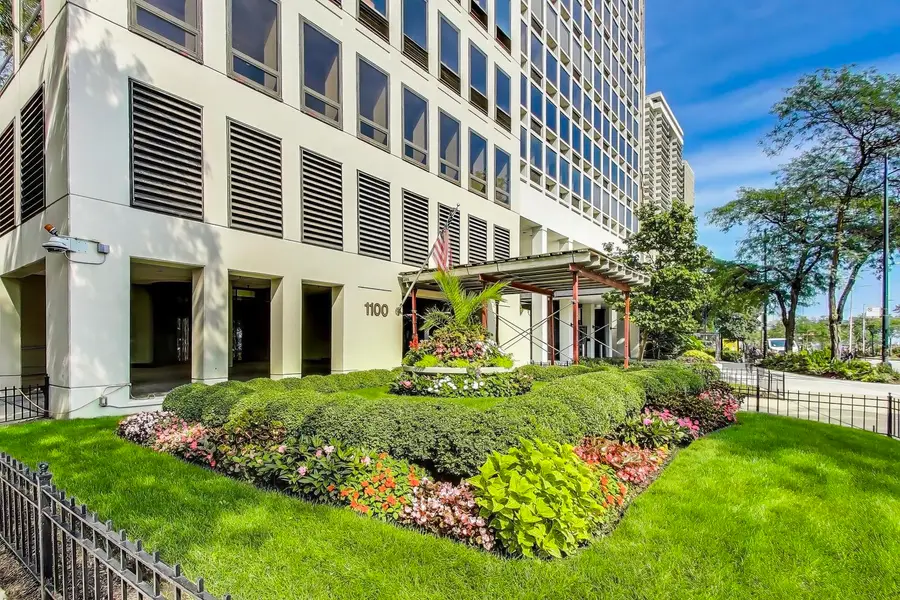 1100 N Lake Shore Drive #27B, Chicago, IL 60611 - #3
