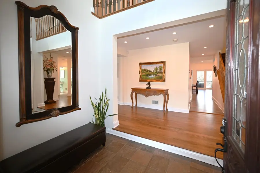 175 Lagoon Drive, Northfield, IL 60093 - #2