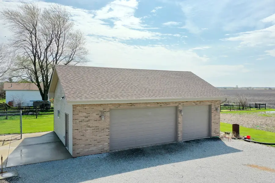 13042 E 10500n Road, Grant Park, IL 60940 - #3