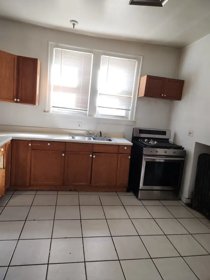 8222 S Peoria Street, Chicago, IL 60620 - #3