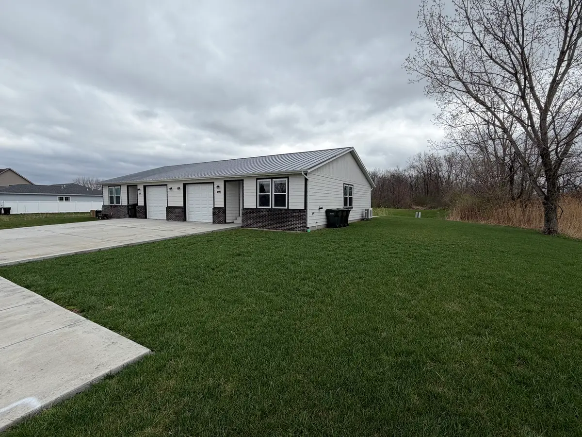 1099 Madison Avenue, Braidwood, IL 60408 - #1