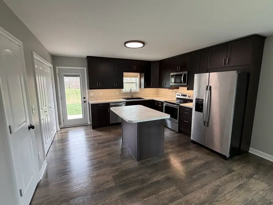 1099 Madison Avenue, Braidwood, IL 60408 - #3