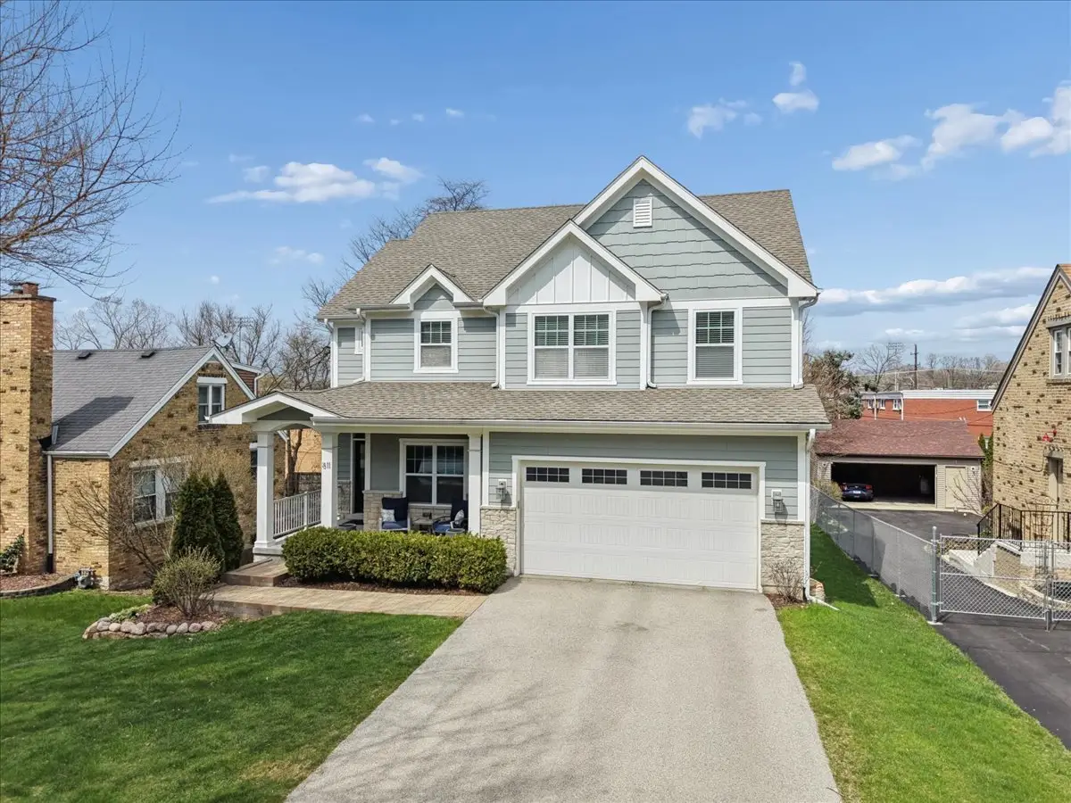 811 Michigan Street, Wheaton, IL 60187 - #1