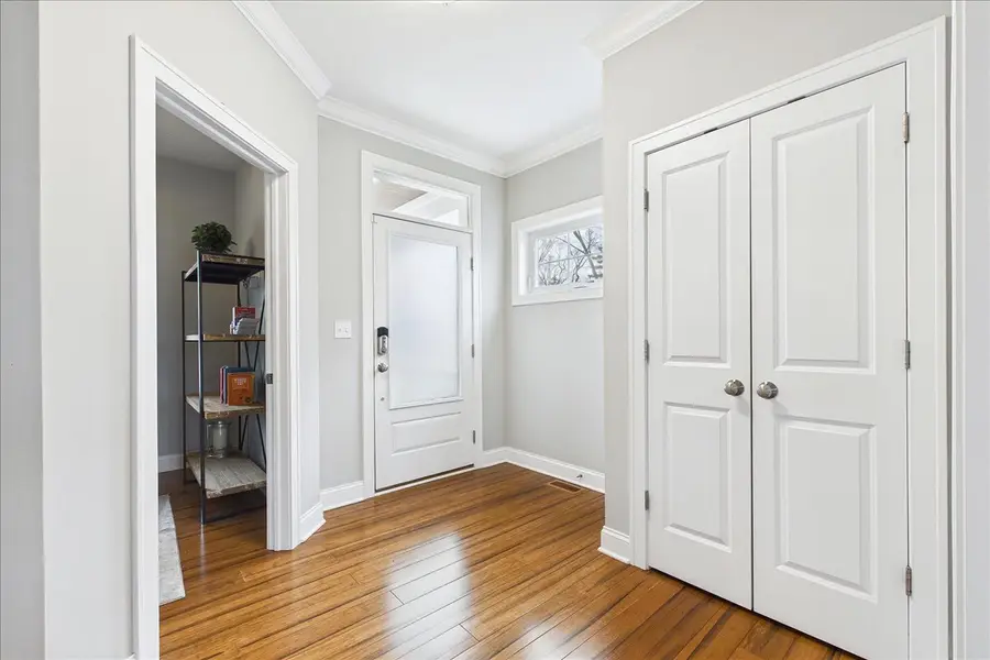 811 Michigan Street, Wheaton, IL 60187 - #3