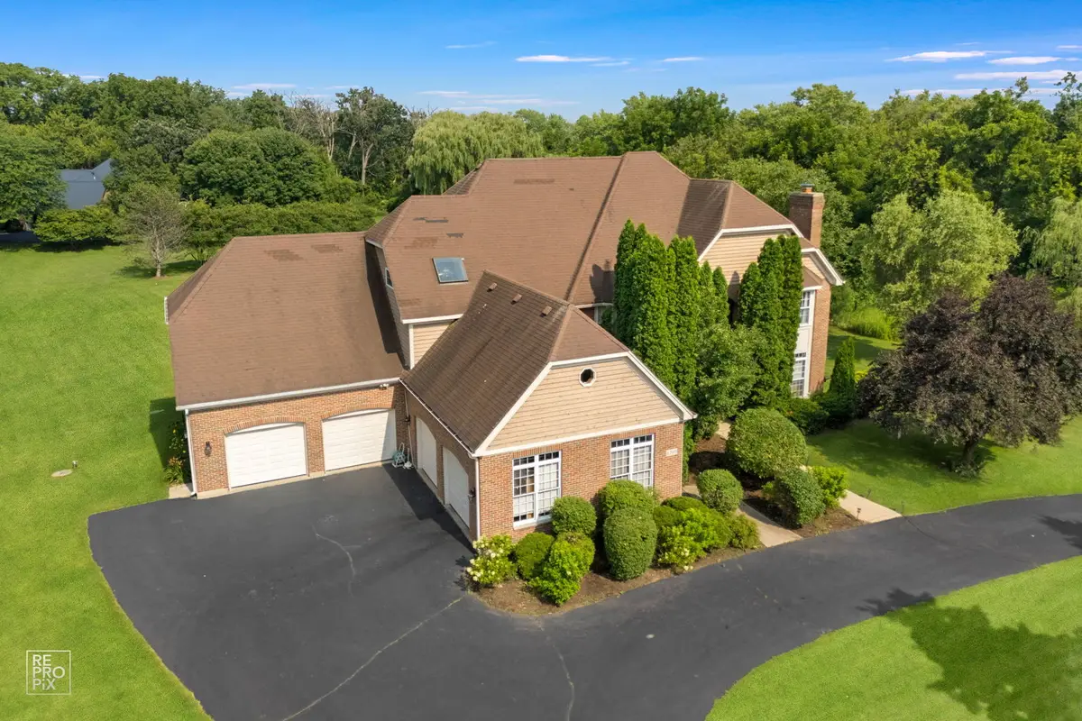 6709 Oakwood Manor Drive, Crystal Lake, IL 60012 - #1