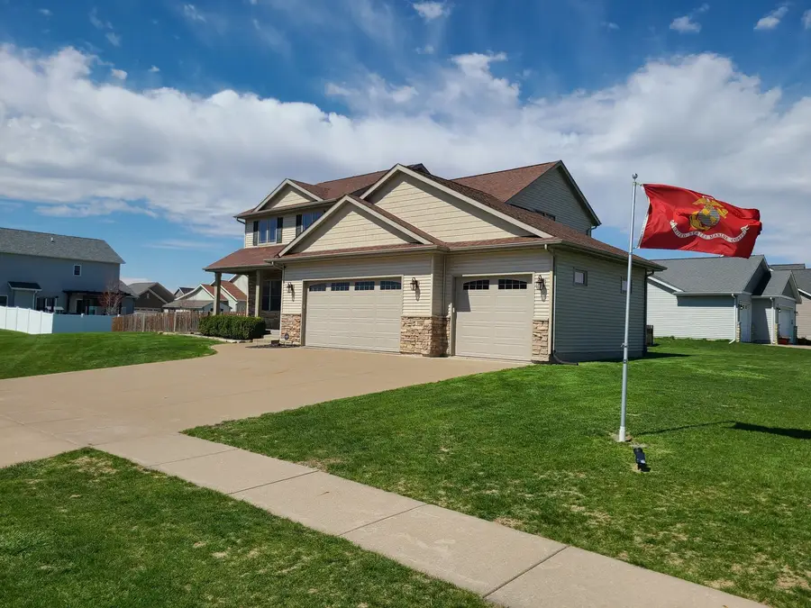 790 Muirfield Circle, Eldridge, IA 52748 - #3