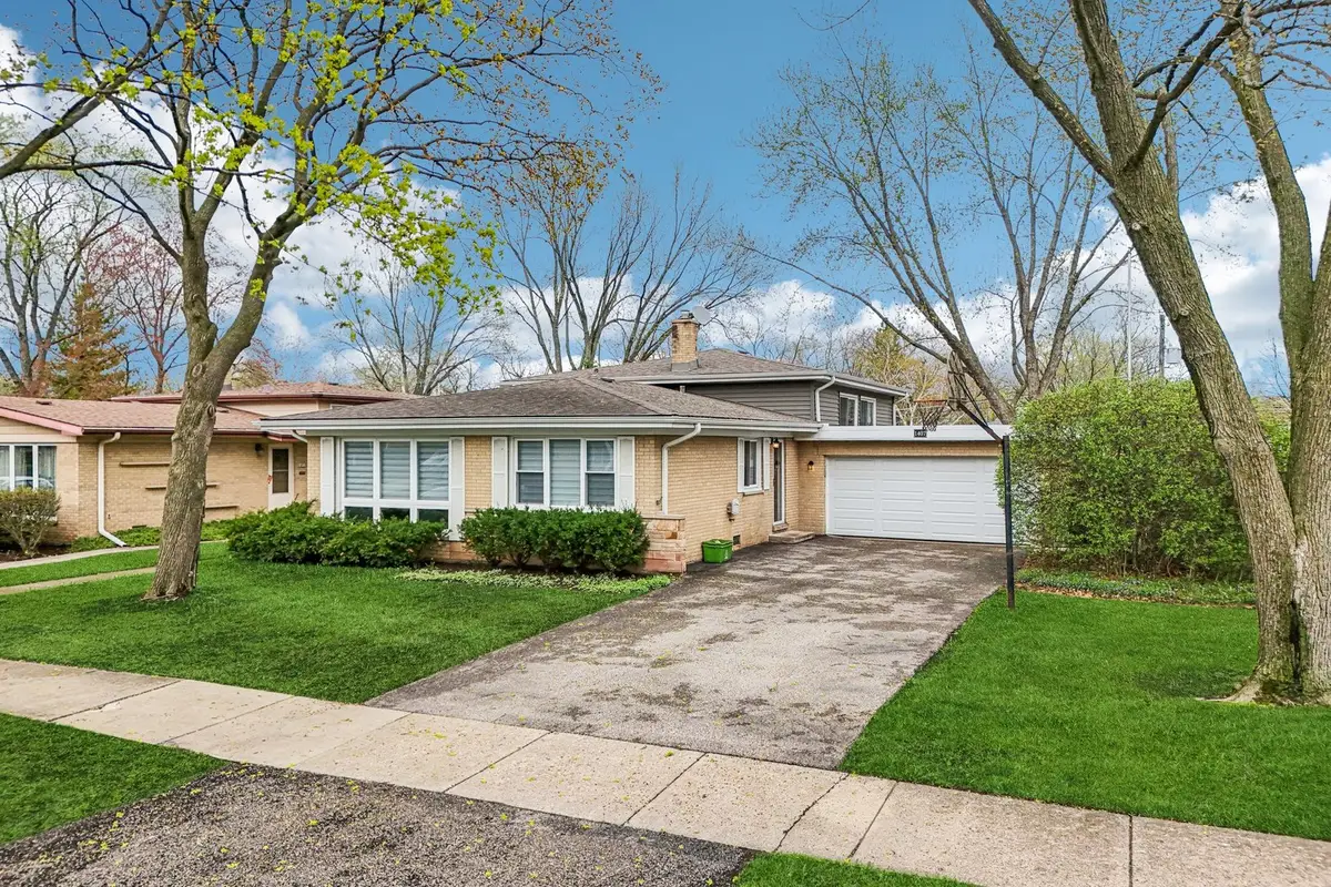1407 N Highland Avenue, Arlington Heights, IL 60004 - #1