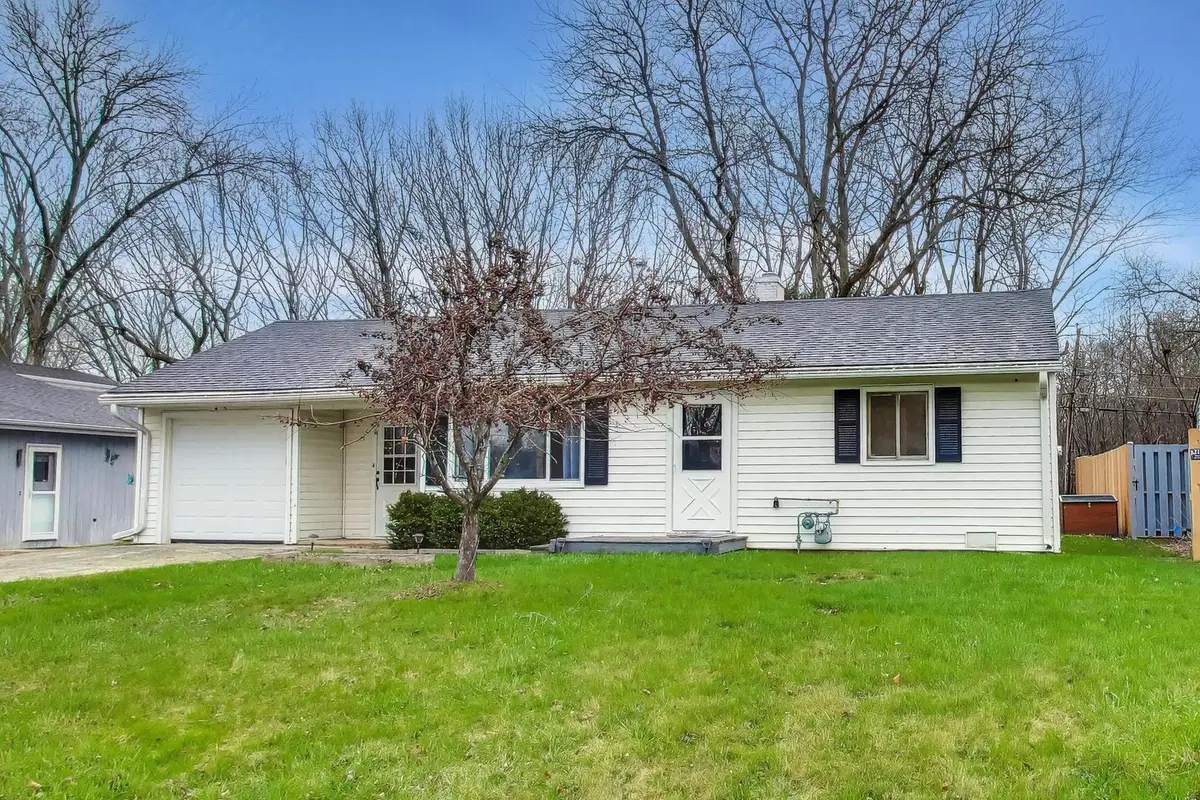 239 Maplewood Drive, Antioch, IL 60002 - #1