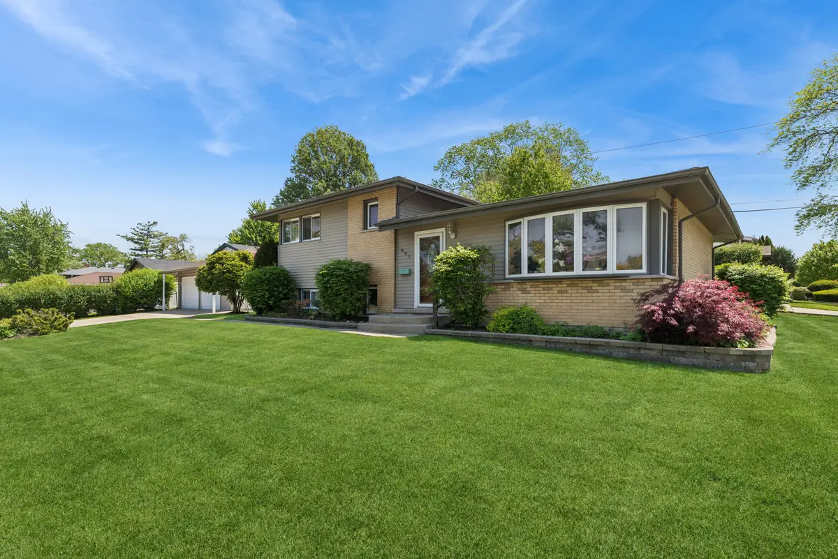 801 E Greenwood Drive, Mount Prospect, IL 60056 - #1