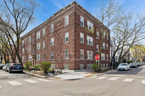 2548 N Seminary Avenue #2, Chicago, IL 60614