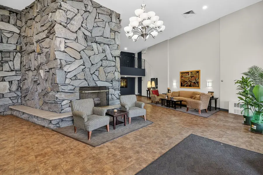 1188 Royal Glen Drive #311, Glen Ellyn, IL 60137 - #2