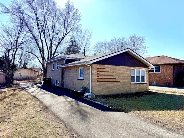 2217 W 156th Place, Markham, IL 60426