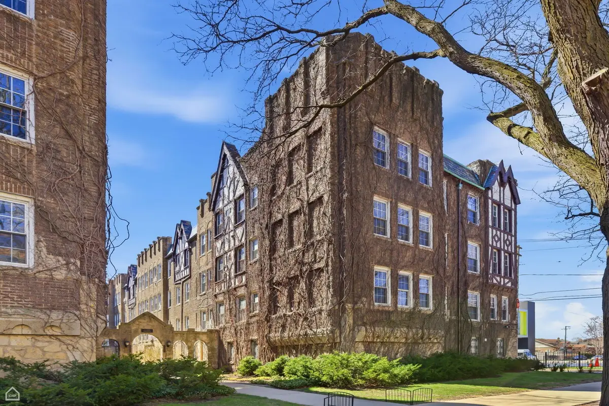 2331 W Farwell Avenue #3N, Chicago, IL 60645 - #1