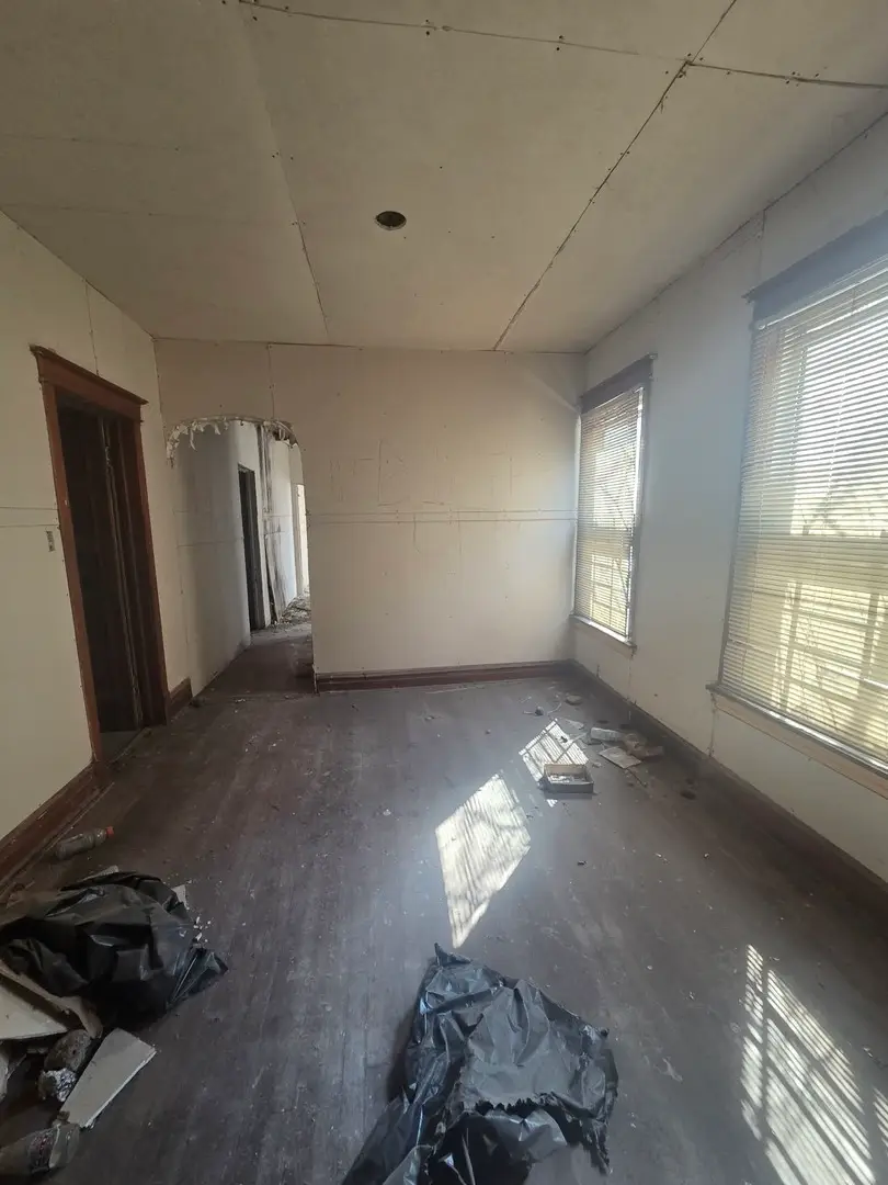 11705 S Lafayette Avenue, Chicago, IL 60628 - #3