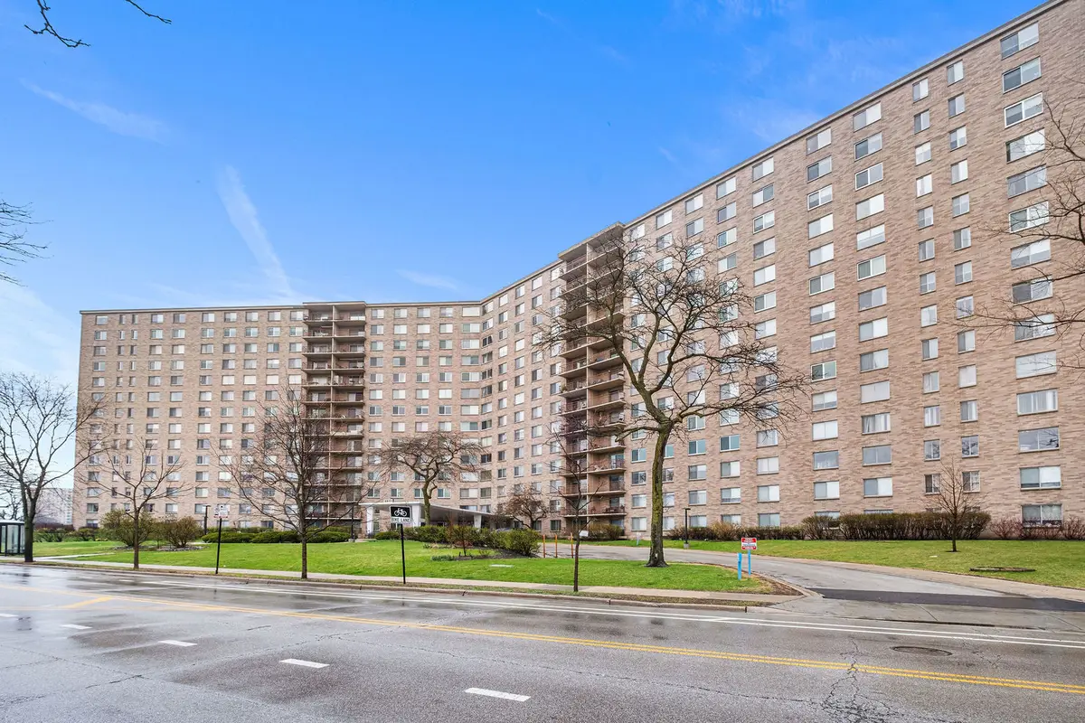 6833 N Kedzie Avenue #1404, Chicago, IL 60645 - #1