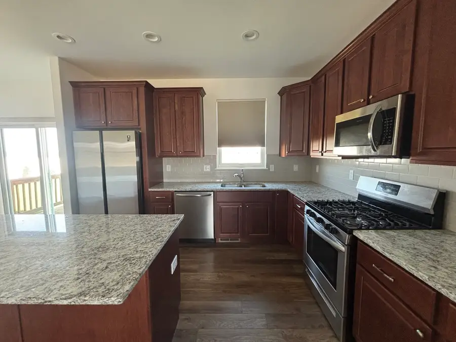 2251 Coventry Circle S, Sycamore, IL 60178 - #3