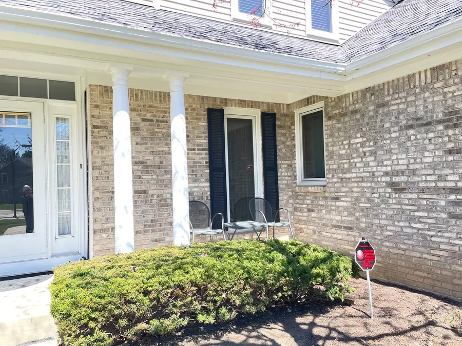 886 Saugatuck Trail, Vernon Hills, IL 60061 - #2