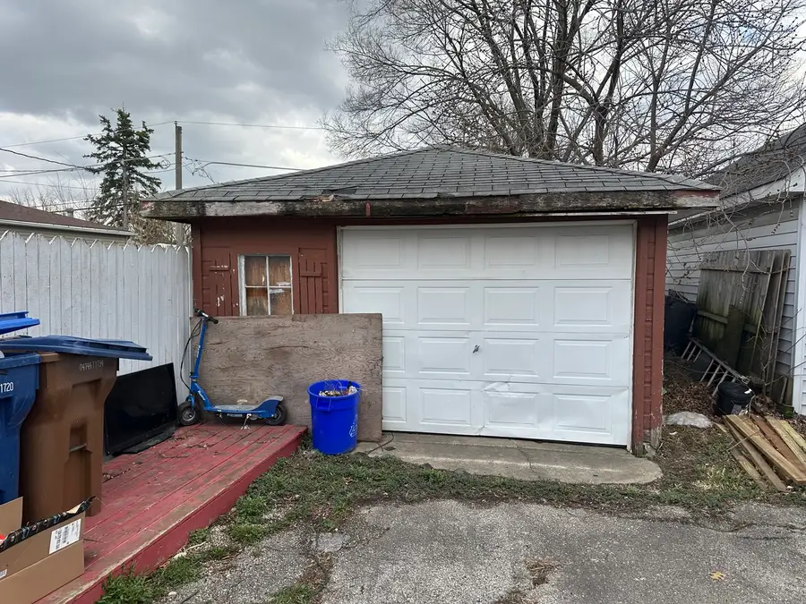 115 E Division Street, Villa Park, IL 60181 - #3