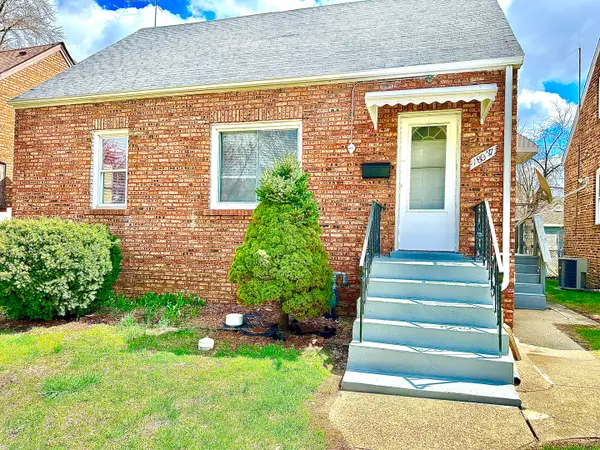 18037 Ridgewood Avenue, Lansing, IL 60438