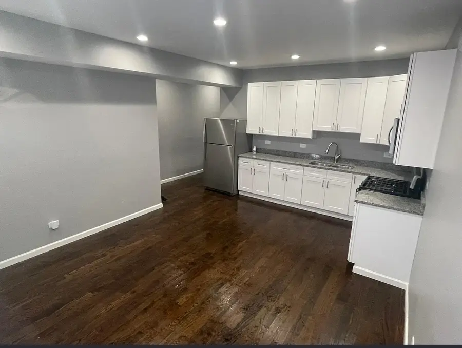 2731 S Whipple Street, Chicago, IL 60623 - #3