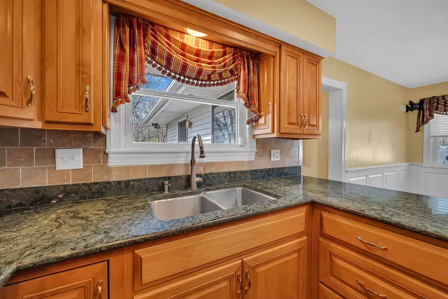 2434 Erskine Road, Joliet, IL 60433 - #3