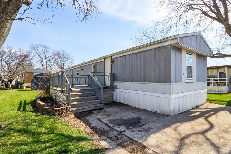 4809 W Windsor Road #D18, Champaign, IL 61822 - #2