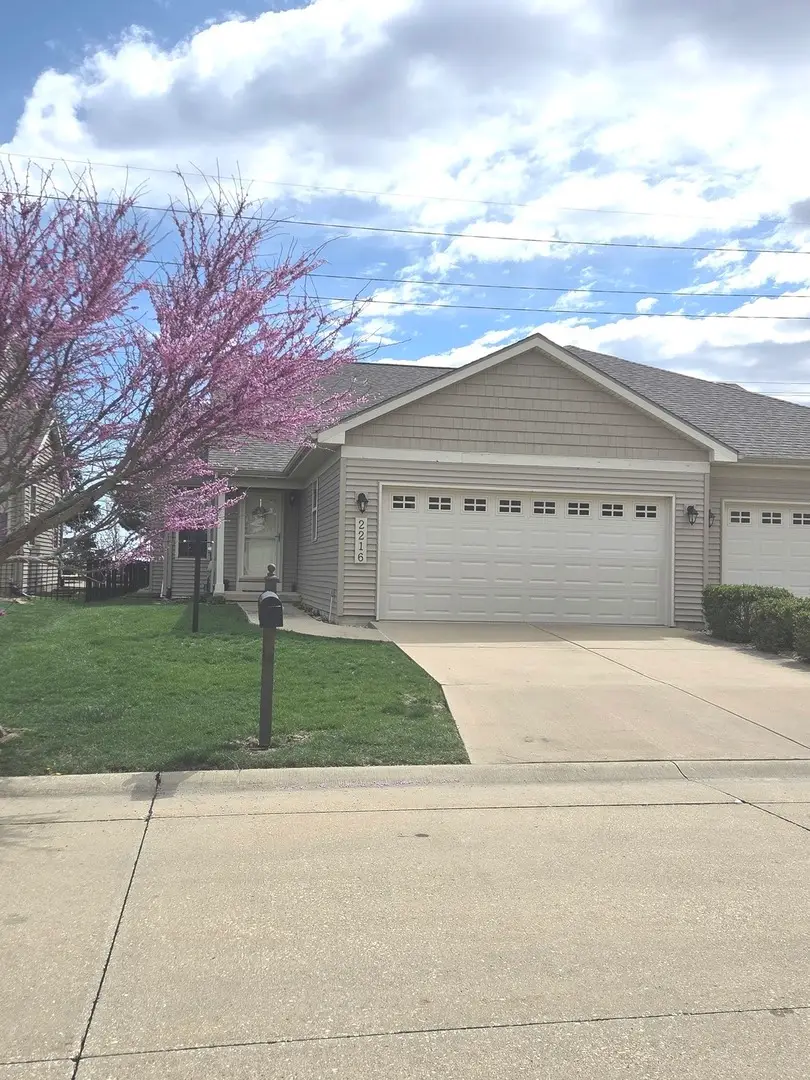 2216 Pebblebrooke Lane #2216, Urbana, IL 61802 - #1