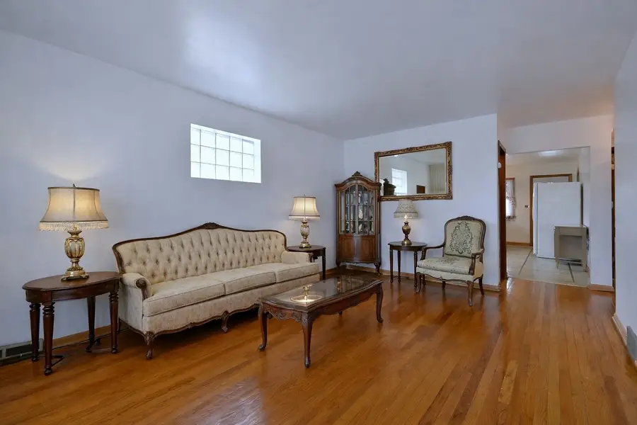 4831 N Oak Park Avenue N, Chicago, IL 60656 - #3