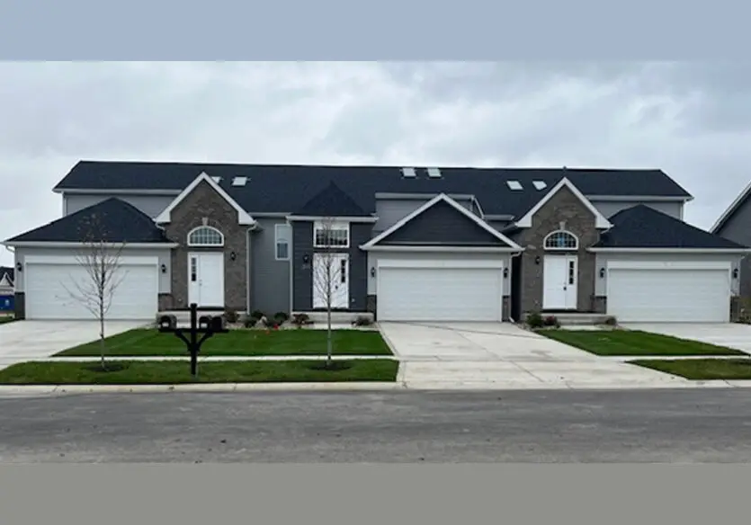 3031 W 82nd Place #B, Merrillville, IN 46410 - #1