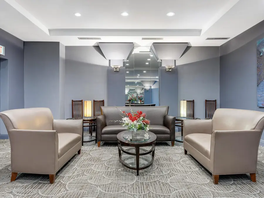 6157 N Sheridan Road #9J, Chicago, IL 60660 - #2