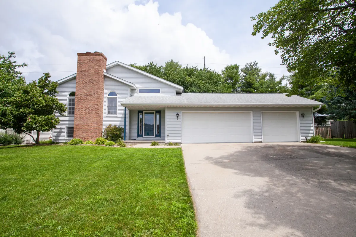 606 Carriage Hills Road, Normal, IL 61761 - #1