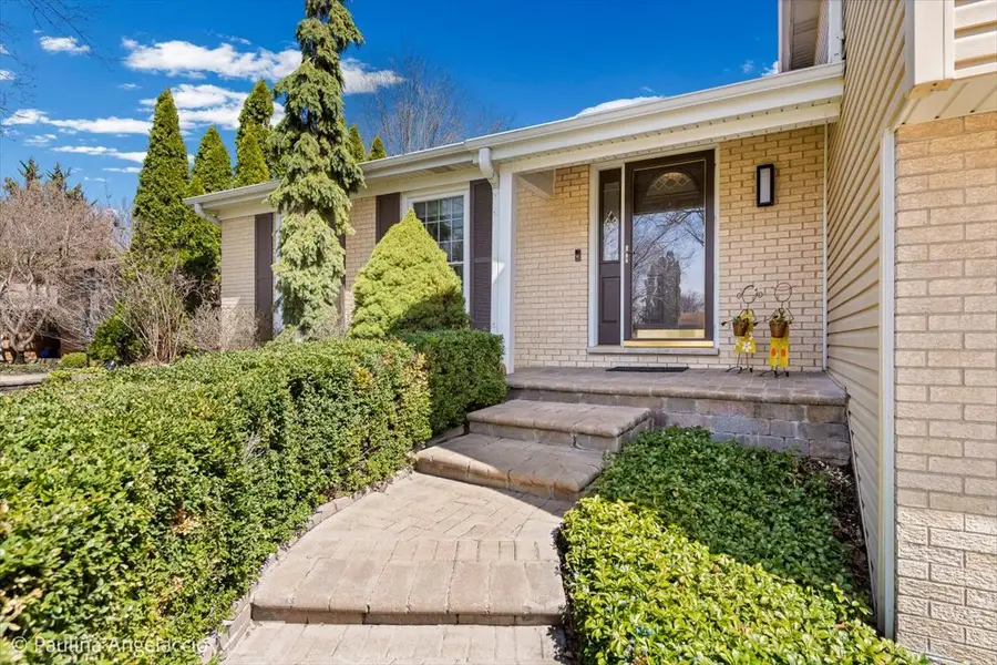 649 Greenbrier Lane, Crystal Lake, IL 60014 - #3