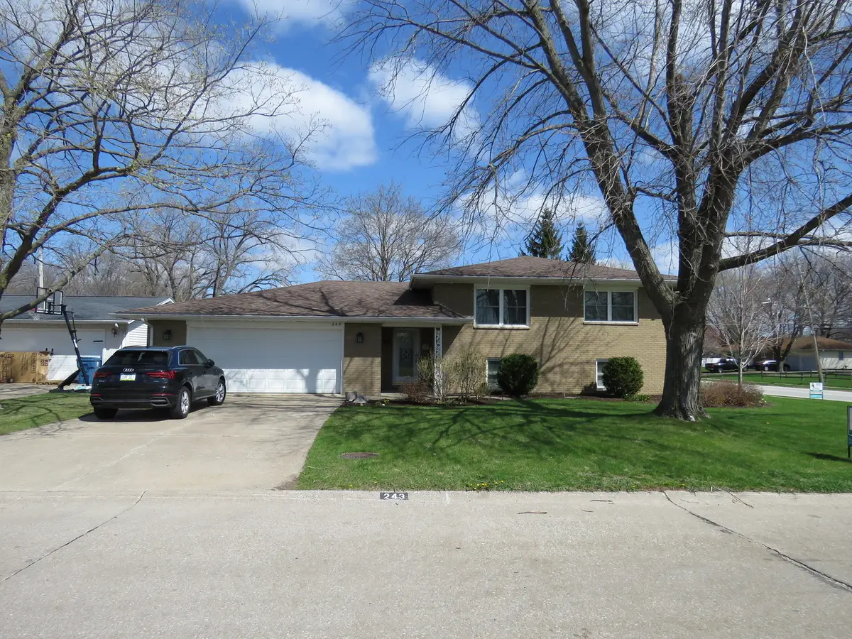 243 37th Avenue, East Moline, IL 61244 - #1