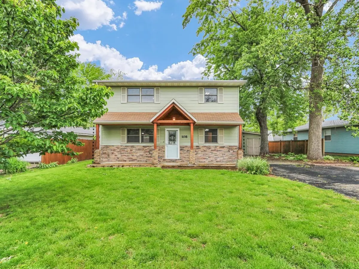 108 W Jackson Street, Mahomet, IL 61853 - #1