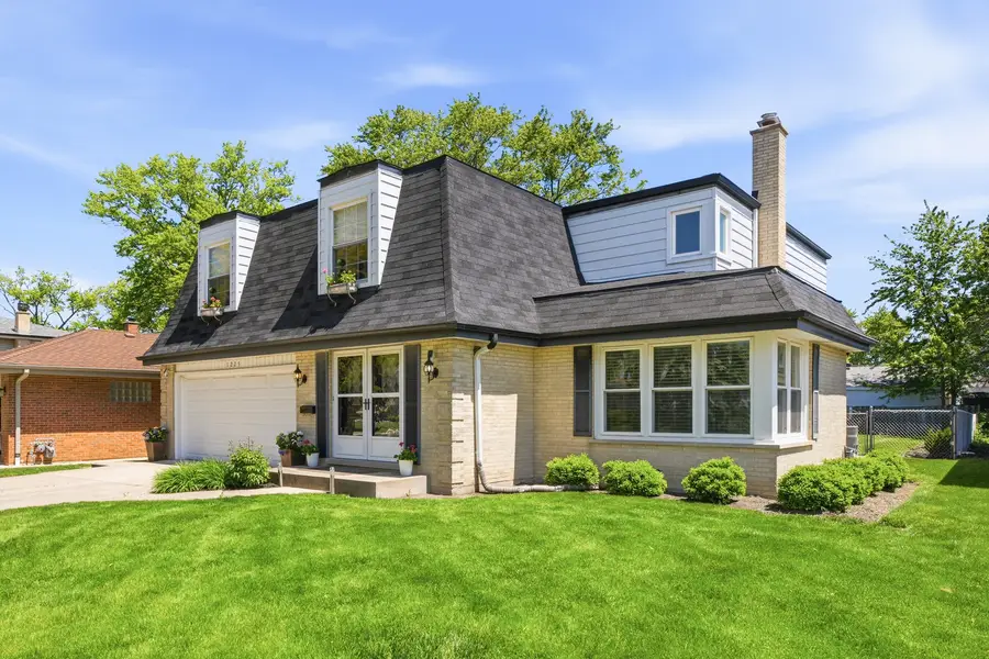 1225 Crain Street, Park Ridge, IL 60068 - #2